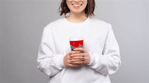 Дизайн стаканчиков Cofix on Behance