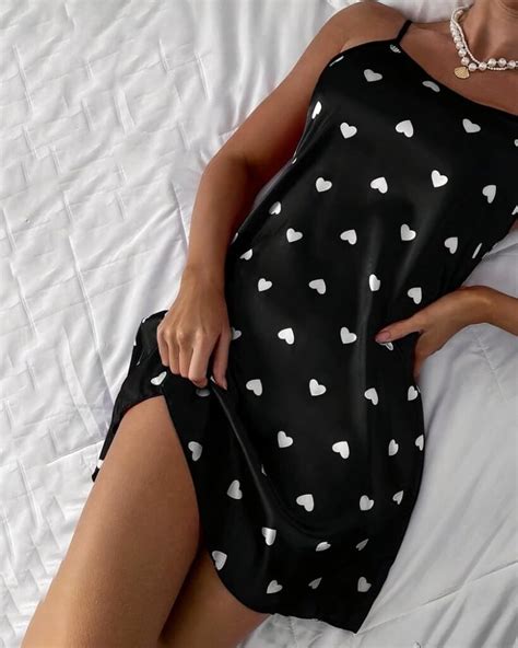 Nuisette Noire Avec Motifs Coeurs Pour Femme Mille Et Une Nuisette