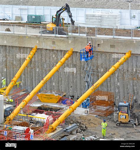 Pedal Jard N Dar Derechos Excavaciones Profundas Saltar Riega La Flor Vag N