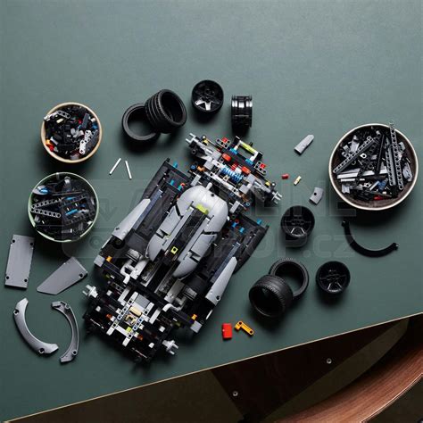 LEGO® Technic 42156 PEUGEOT 9X8 24H Le Mans Hybrid Hypercar | ONLINESHOP.cz