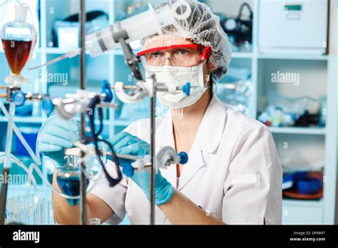 Chemistry experiment Stock Photo - Alamy