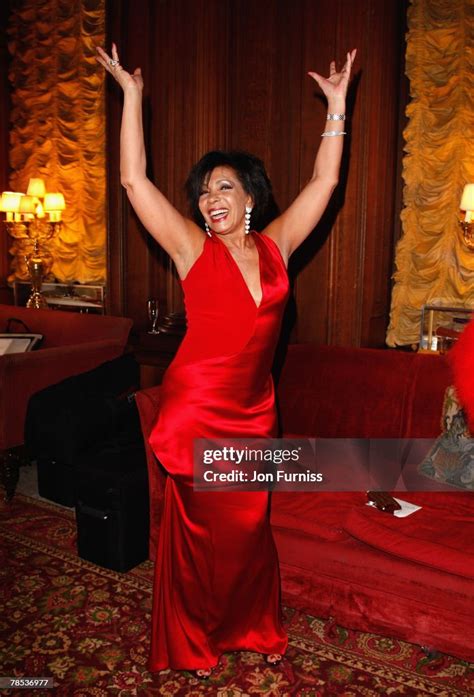 Dame Shirley Bassey Attends Liz Brewer S Christmas Party For Her Good News Photo Getty Images