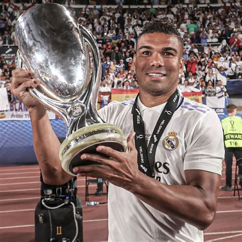 Casemiro to MAN UTD