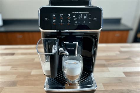 Philips 3200 LatteGo Review: Easy And Solid Super Automatic Espresso ...