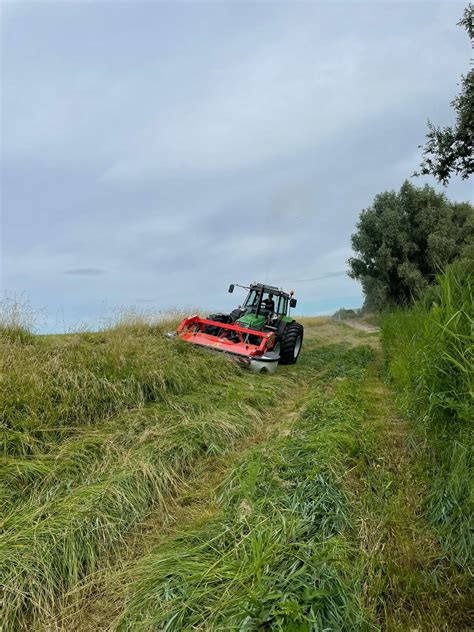 Nieuwe Kuhn Frontmaaier Afgeleverd Uittenbogerd Heukelum B V