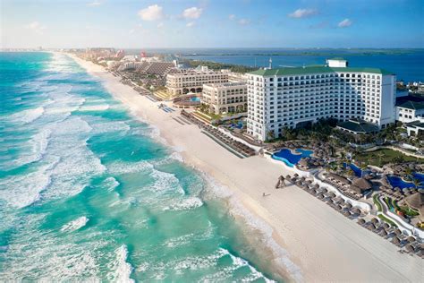 Cancun Suite Resorts with Infinity Pool | JW Marriott Cancun Resort & Spa