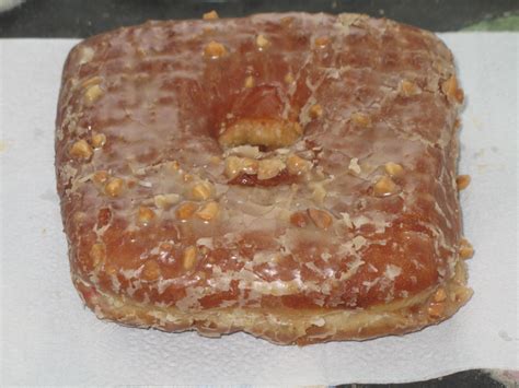 Doughnut Plant - New York, NY | Review & What to Eat