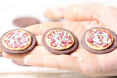 Pizza For Dolls Miniature Pepperoni And Tomatoes Pizza Mini Dollhouse