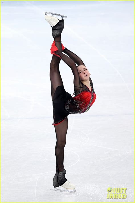 15 Year Old Russian Figure Skater Kamila Valieva Makes History With Two Quads At Beijing