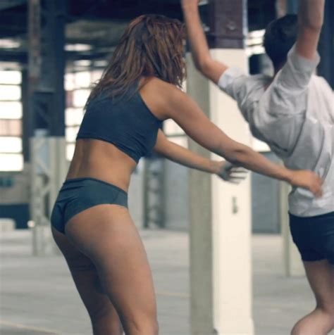 Shy m nude pics página 3