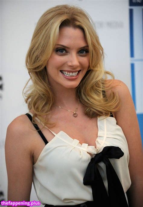 April Bowlby Aprilbowlby Aprilthebowlby Nude Onlyfans Photo