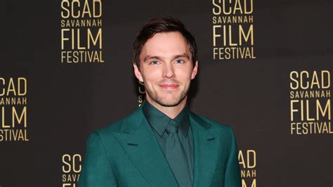 Nicholas Hoult Says That Nicolas Cage S Dracula Will Be Iconic