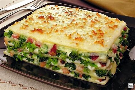 Broccoli Lasagna With White Sauce | Recipeera