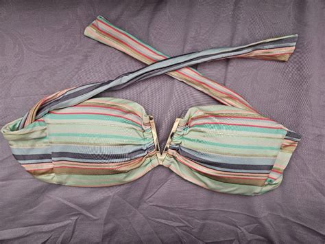 Bikini Top Victoria Secret Women S Fashion New Undergarments Loungewear On Carousell