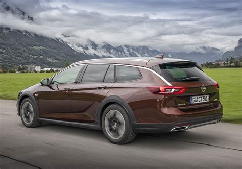 Opel Insignia Country Tourer 2 0 BiTurbo CDTI Spazio Da Record E