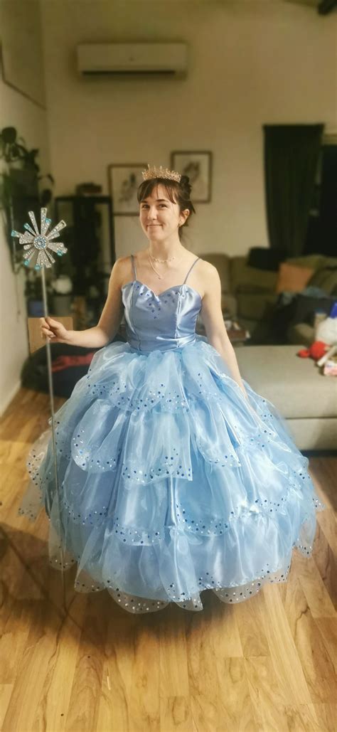 Made A Glinda Bubble Dress In 5 Days Rsewing