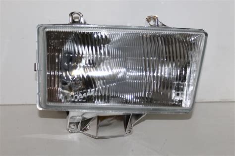 FORD RANGER 2 0D 2002 HEADLIGHT RH AfricaBoyz Online