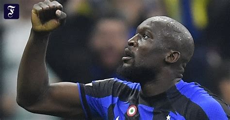 Romelu Lukaku Trifft F R Inter Mailand In Champions League Gegen Fc Porto