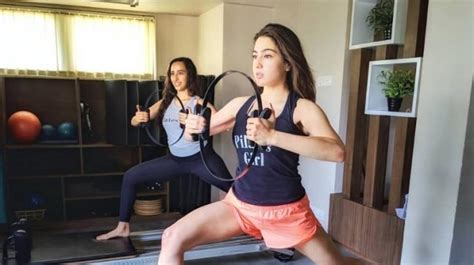 Sara Ali Khan nails tough pilates routine in top and shorts at the gym ...