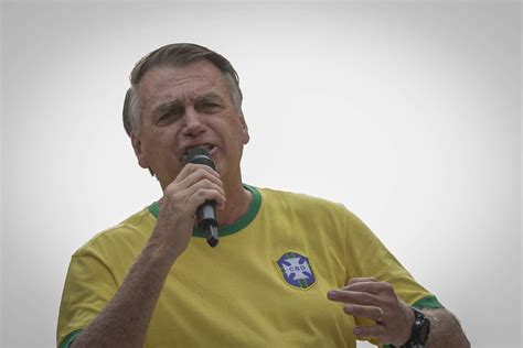 Ineleg Vel Bolsonaro Pede Voto Para Candidatos De Norte A Sul Do Pa S