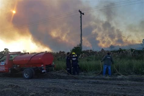 Corrientes Dpec Pide Evitar La Quema De Pastizales Por Los Da Os Que