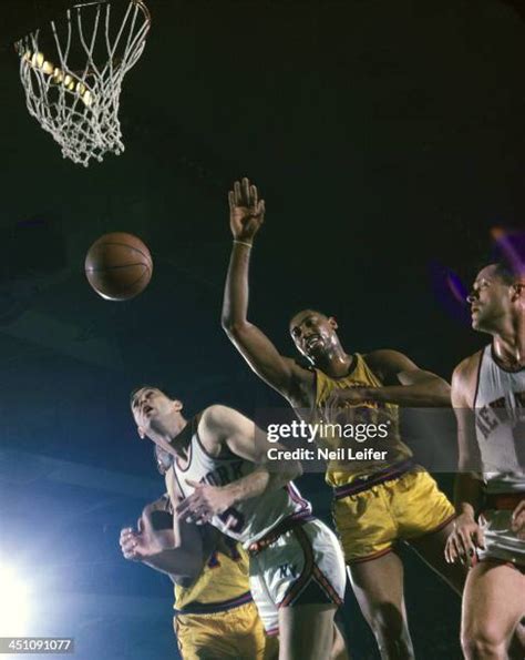 Francisco Warriors Wilt Chamberlain Photos and Premium High Res ...