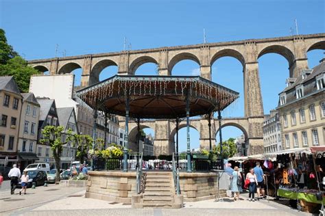 Morlaix Kiosque Et Pourtant Elle Tourne