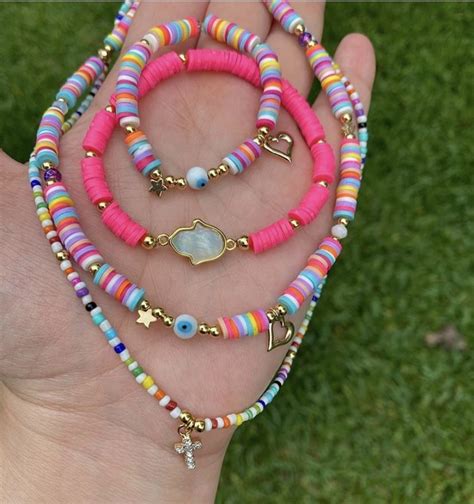 Pin de Montserrat Luna en proyecto Pulseras de joyería Pulseras