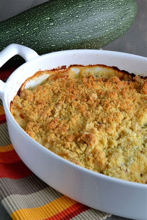 Crumble de courgettes chèvre et lardons Quand Nad cuisine