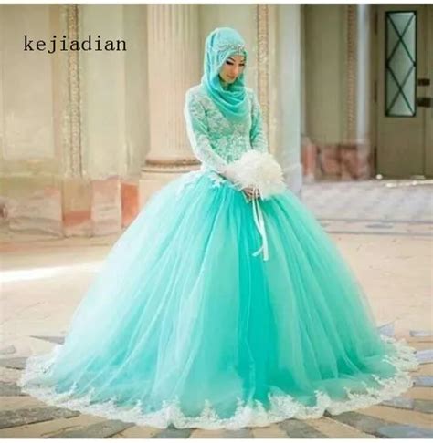 Gaun Pengantin Warna Hijau Mint - Model Gaun Pengantin