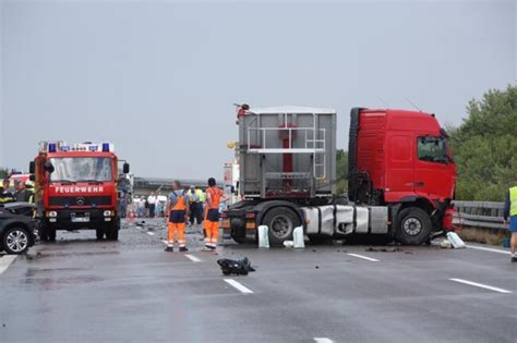 Schwerer Unfall Auf Der A4 Bei Siebenlehn Freie Presse