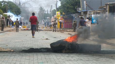 Moçambique Eleições Mais De 300 Detidos Em Confrontos Rtp África