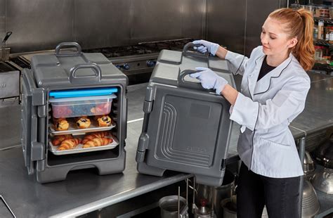 Your Best Food Forward: Introducing the New Combo Carrier - the CAMBRO blog