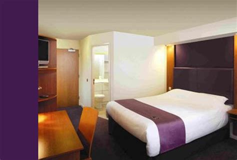 Premier Inn Glasgow Airport Hotel Low Cost Comfortable Rooms