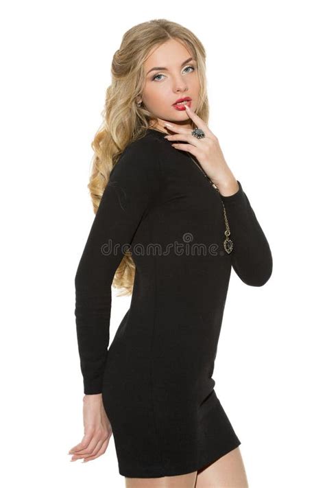 Blonde Rizado De Moda Atractivo Con Maquillaje Brillante Imagen De Archivo Imagen De Pedo