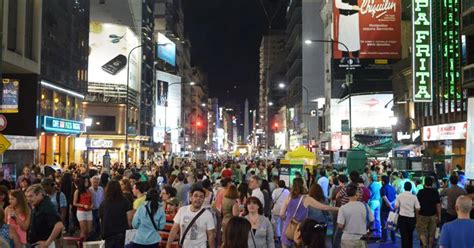 Las Librerías De La Ciudad Abren Sus Puertas Para La Octava Edición De La Noche De Los Libros