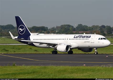 D AIZO Lufthansa Airbus A320 214 WL Photo by Björn Huke ID 1615617