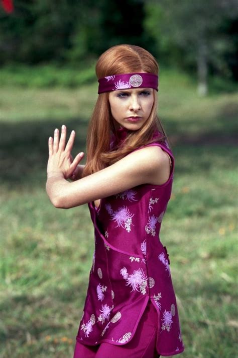 Picture Of Daphne Blake All Versions