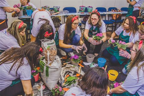 Mulheres Obra Chega Em Sua Edi O Come Ou Em De Setembro E