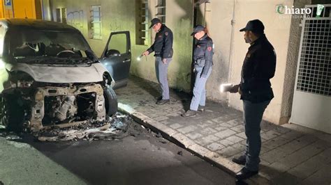 Vasto A Fuoco L Auto Del Sindaco Francesco Menna In Corso Le