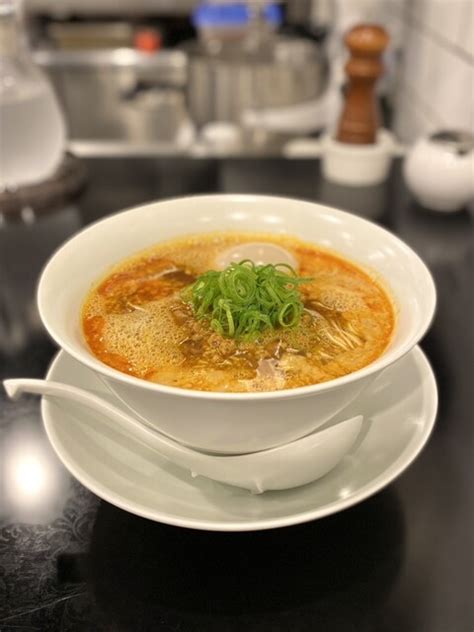 『究極完全体担担麺。』by Milan1110 創作麺工房 鳴龍 （nakiryu） 新大塚 担々麺 [食べログ]