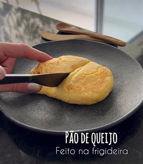 Pão de queijo na frigideira Editoria Água na Boca Jornal Minuano