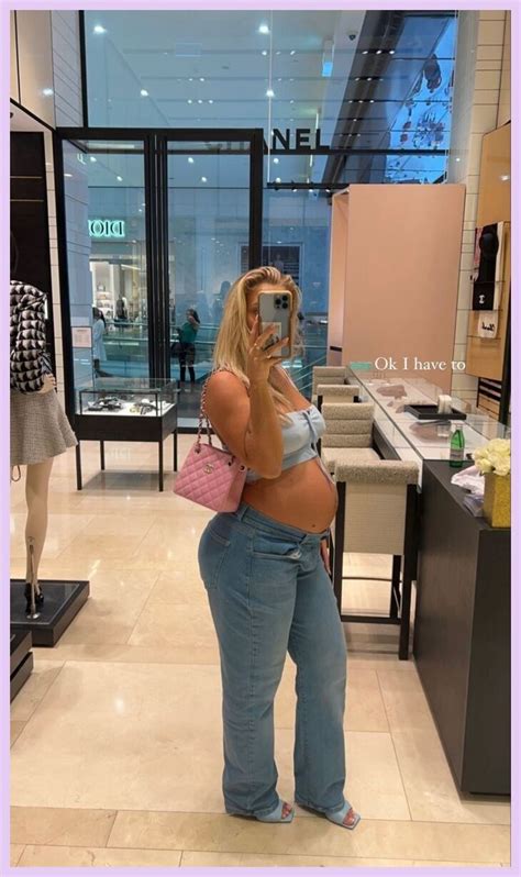 67 Perfect Hot Pregnancy Outfits Casual Ideas To Save This Winter Hot