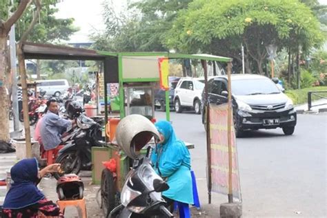 Tata PKL Dirut Kebun Binatang Surabaya Minta Waktu Seminggu Jawa Pos