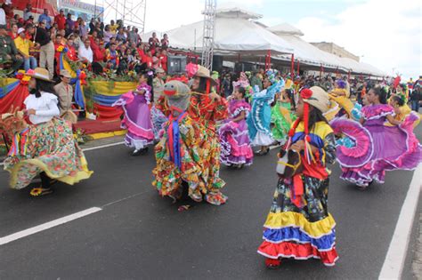 Recuerdan Los 198 Años De La Batalla De San Félix Con Un Desfile