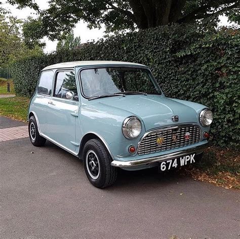 Another absolute stunner from @richard_williams_classic_minis Owner ...