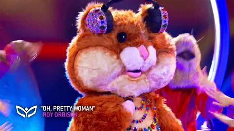 Hamster Performs Oh Pretty Woman By Roy Orbison Masked Singer S6 E2 Youtube