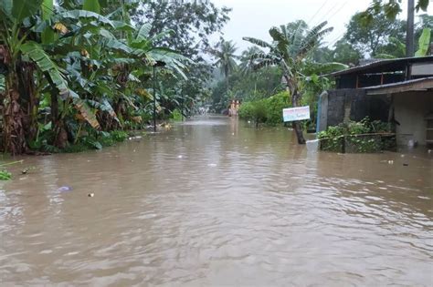 Hujan Deras Sebabkan Dua Wilayah Di Kabupaten Malang Banjir