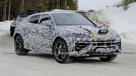 Lamborghini Urus Phev Shows Revised Headlights In Latest Spy Shots