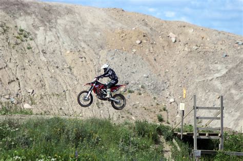 Images Gratuites Aventure En Volant Saut V Hicule Moto Motocross